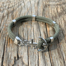 Load image into Gallery viewer, NEW HAVEN Anchor Bracelet