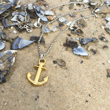 Load image into Gallery viewer, Nautical anchor necklace from Swedish Maris Sal. Marint ankarhalsband från svenska Maris Sal.