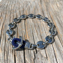 Load image into Gallery viewer, Nautical anchor bracelet from Swedish Maris Sal. Marint ankararmband från svenska Maris Sal.
