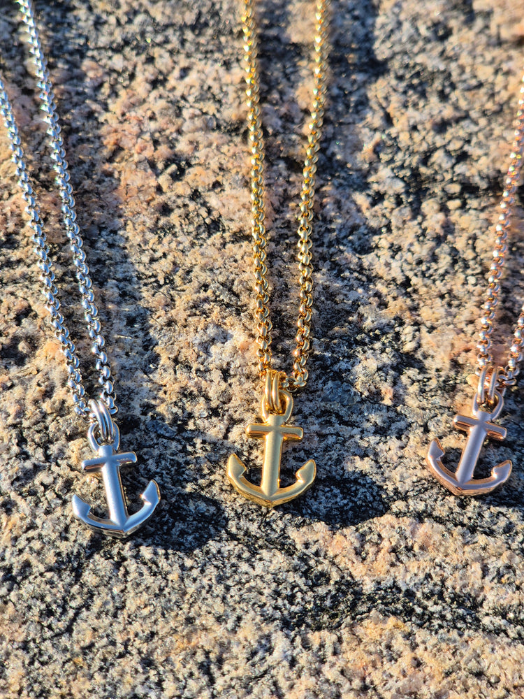LITTLE  Anchor Necklace Gold