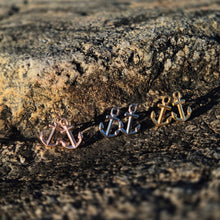 Load image into Gallery viewer, ANCHORED Anchor earrings
