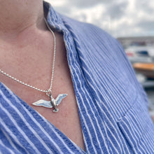 Ladda upp bild till gallerivisning, Sterling Silver Seagull Necklace
